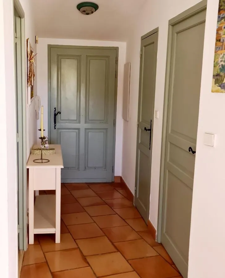 Appartement HAMEAU DES AMANDIERS - vue mer, golf et vignes à Saint-Cyr-sur-Mer