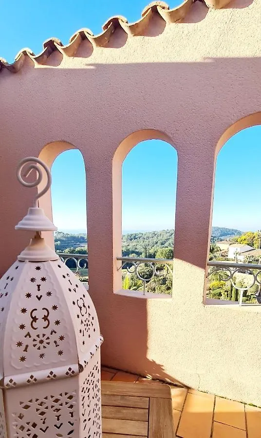Appartement HAMEAU DES AMANDIERS - vue mer, golf et vignes à Saint-Cyr-sur-Mer