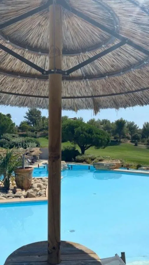 Appartement HAMEAU DES AMANDIERS - vue mer, golf et vignes à Saint-Cyr-sur-Mer